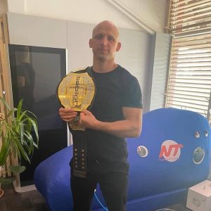 Nowe Technologie komora hiperbaryczna (1)